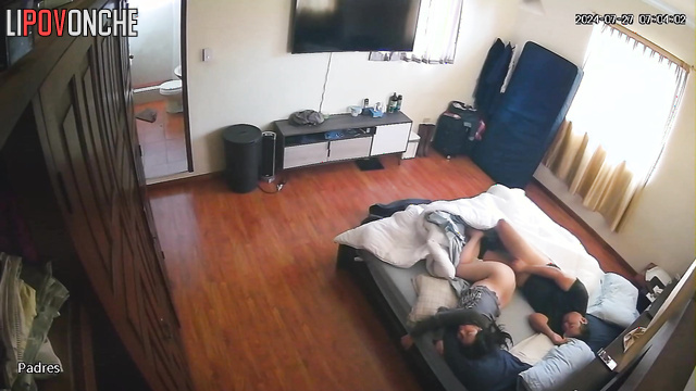 When brunette woke up, she found husband actively fucking her