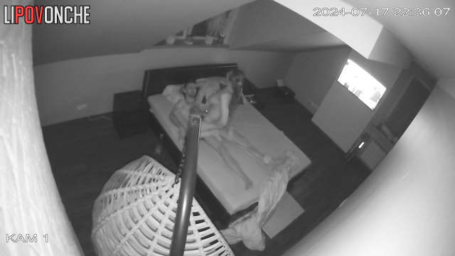 A gentle body massage on her husband turned into a hot blowjob and great sex