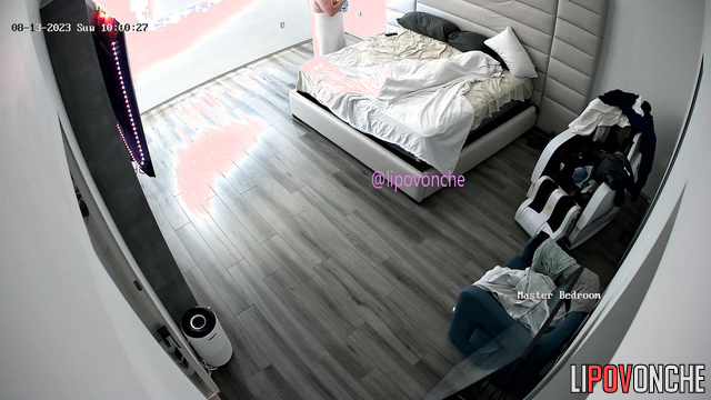 Incredible surprise for her chubby boyfriend under the blanket