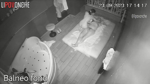 Couple kissed sweetly after naked massage, spy camera
