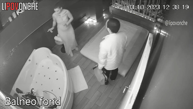 Cunnilingus during naked body massage - bedroom camera