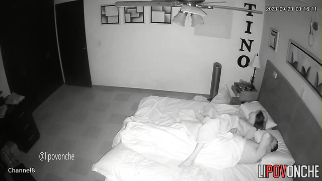 Blowjob and face fuck in the warm bed, hidden video