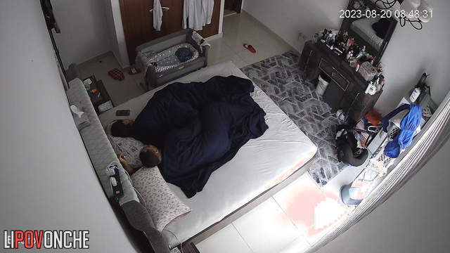 He quickly did his job and got off her / bedroom video
