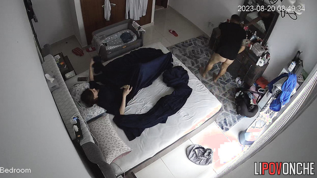 He quickly did his job and got off her / bedroom video