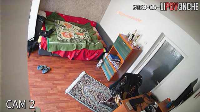 Chubby ugly spouses are trying to cum - bedroom video