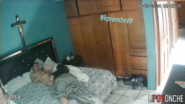 She always pleases her husband with blowjob after dinner