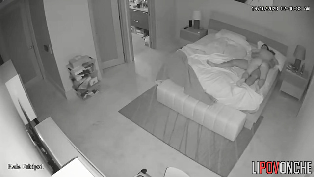 Horny woman thinks only about her lover during fuck with her husband