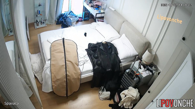 They spent the whole morning thinking about what to pack in their suitcase
