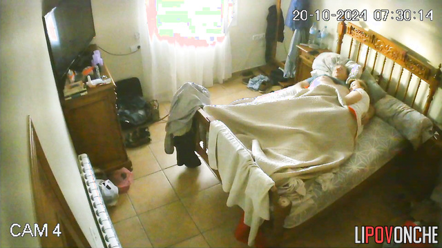 Wife fucks her husband, unaware that he constantly cheats on her with sluts