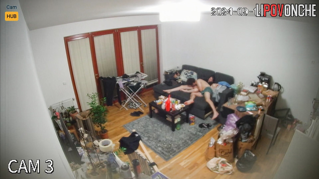 Couple decided to have a spontaneous condom fuck in a messy living room