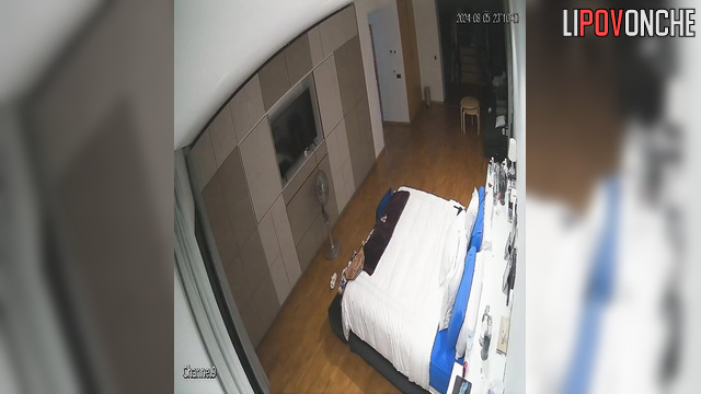 Old money man is addicted so much on his partner's pussy