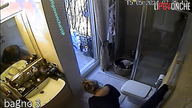 Her pussy should always be shaved, that's what she's doing in toilet