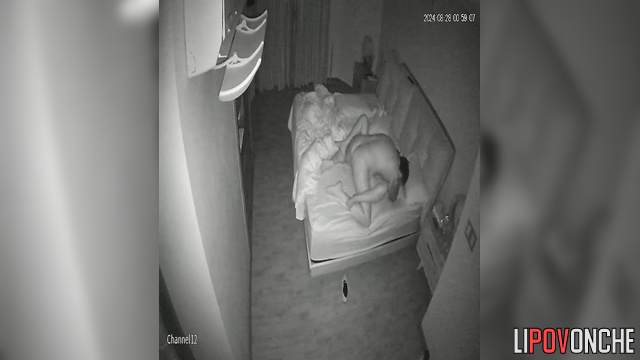 Husband banging his naughty woman before falling asleep