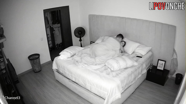 Horny man pounds his lover's pussy in missionary position