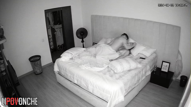 Horny man pounds his lover's pussy in missionary position