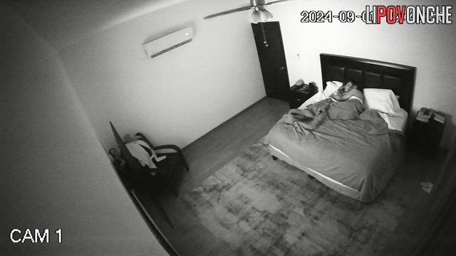 Husband and wife teased each other for a long time, but there was no sex