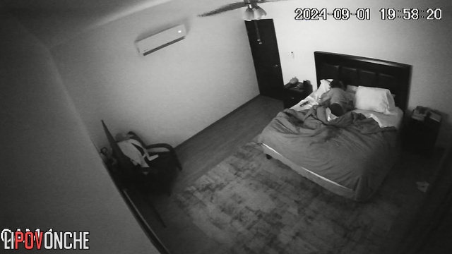 Husband and wife teased each other for a long time, but there was no sex