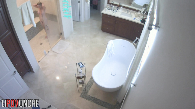 Blonde did all the necessary procedures in the bathroom
