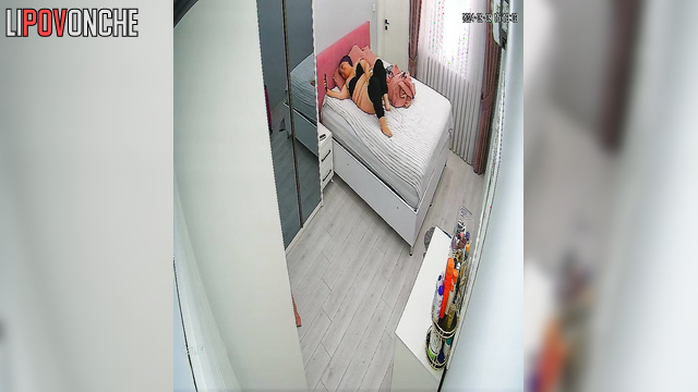 Fat milf films herself fondling her tits and hot cunt on her phone