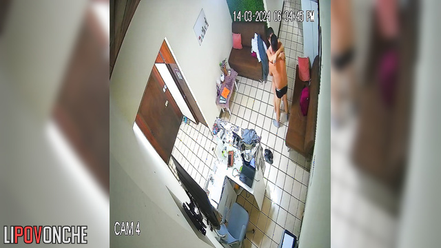 Hidden camera in the hospital waiting room: Patient, you're prescribed sex!