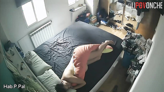 Pregnant mommy with big tits offers her husband to sleep naked