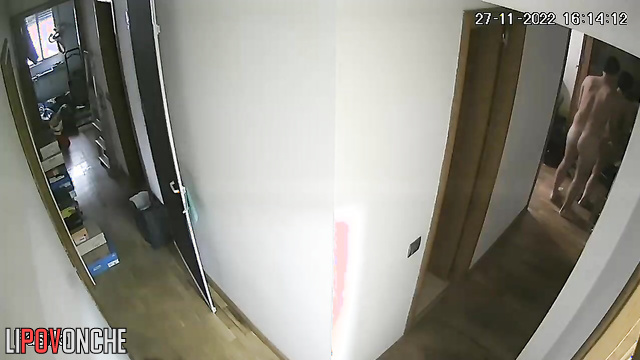 A man actively fucks a cute mommy with a short haircut in her bare ass
