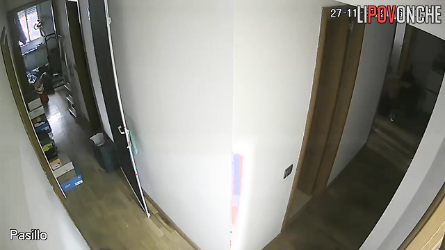A man actively fucks a cute mommy with a short haircut in her bare ass