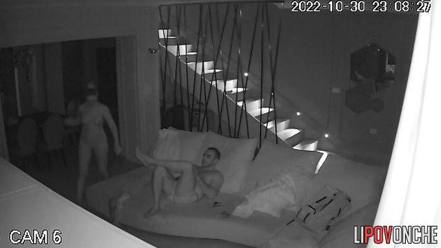 An evening massage for husband turned into active sex in the doggystyle position