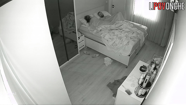 Chubby lady can't live without sex with him, spy cam