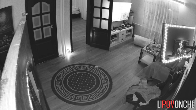 Young lady likes to masturbate when her parents leave