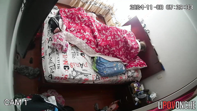 Couple kissed and fucked under the blanket (they don't like it without)