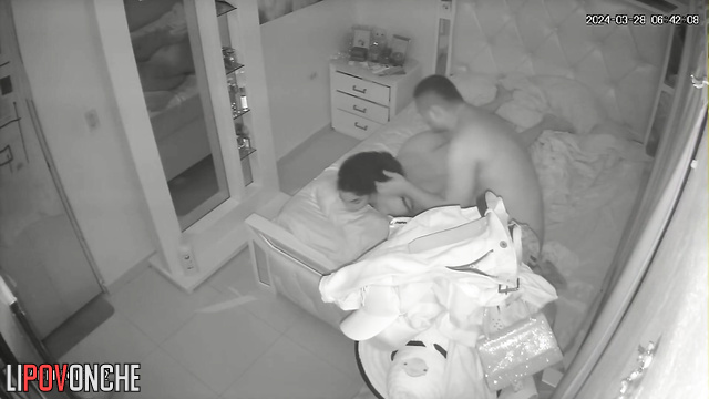 Husband asks his chubby wife to lick his hot cock before fucking