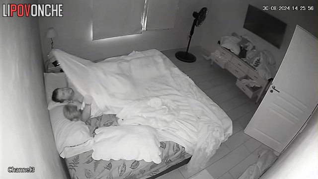 He woke her up to give her an orgasm (wife & husband)