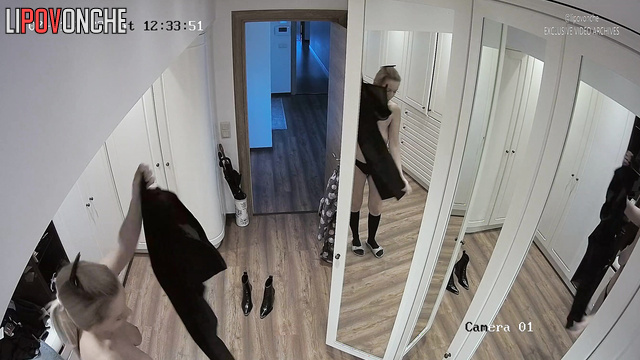 Beautiful milf puts on sexiest lingerie for a meeting with young lover