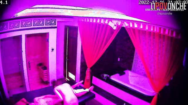 Session of erotic massage in private salon ends with stunning blowjob