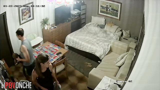 Pregnant lady changes her clothes (take a look at her nice body)