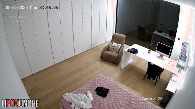 This is what the everyday life of an ordinary office worker looks like