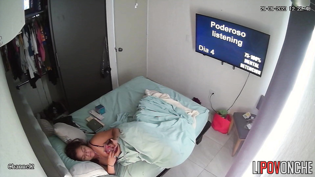 She did it with the dirtiest thoughts, solo camera