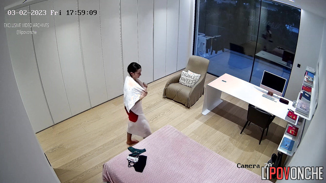Her friend installed a hidden camera in her room and remained undetected