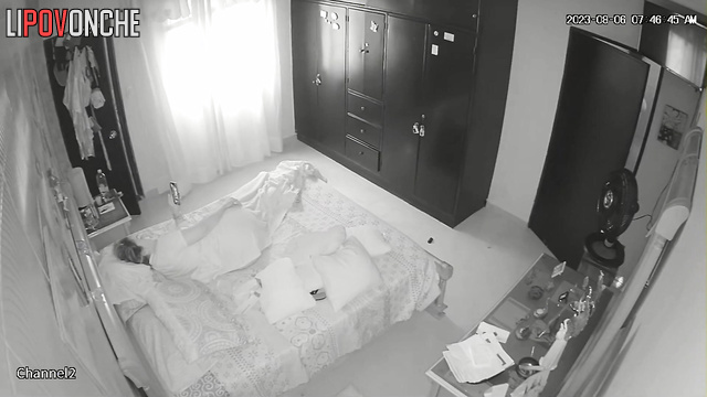 Just her and her sexual desires (bedroom solo video)