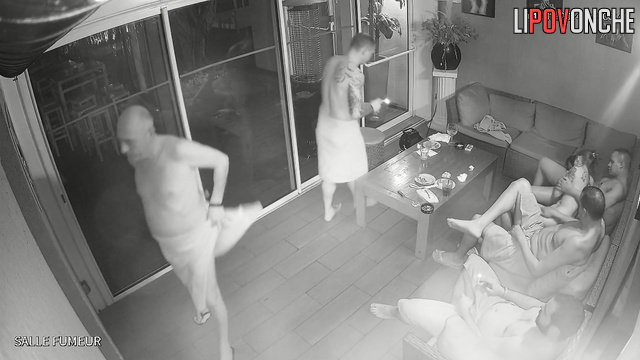 They chat naked about serious things (swinger party)