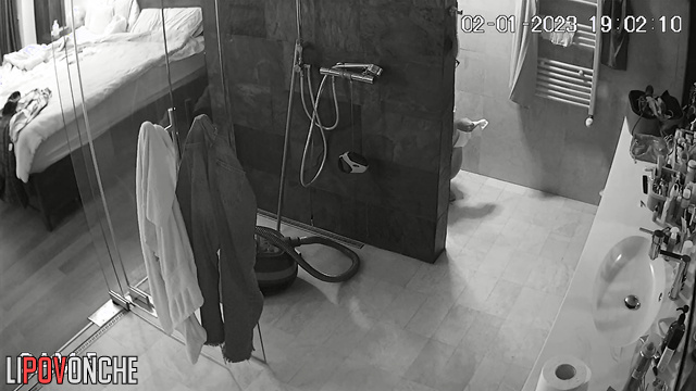 Pretty blonde peeing before a sleep / bathroom tape