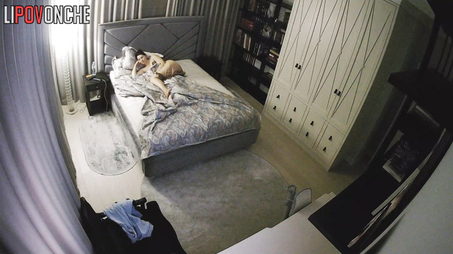 Husband cumed inside his wife again / bedroom tape