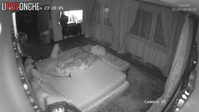 This loving spouses never imagined someone chose to watch them