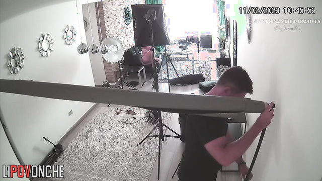 Now the living room will turn into a place for a photo shoot